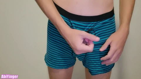 Shemale skirt, mini skirt masturbating
