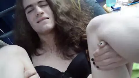 Amateur shemale, young crossdresser