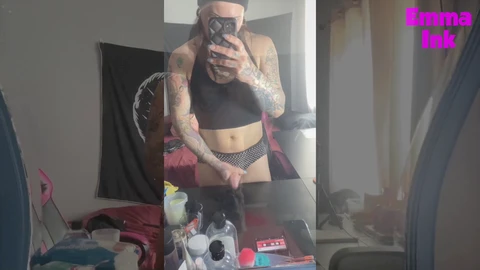Vlog 05 Emma Ink - Giorno per giorno trans, ditalino e sborrata